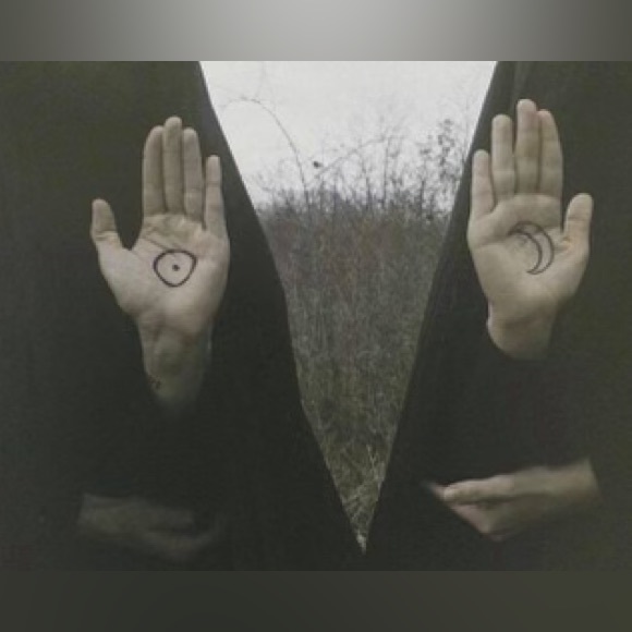 ✨🌜FOLLOW ME ON IG & SNAP ☕️ 🔮 - Picture 10 of 16